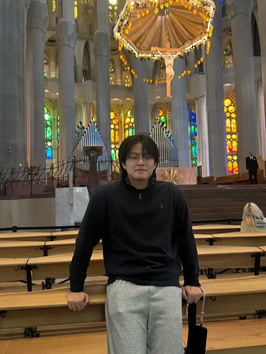 YU Jiachen inside Sagrada Familia